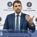 Kritici reagují na zálohování petek: Je to komplikace pro občany i obchodníky