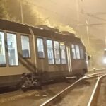 Ve Mstěticích u Prahy vjely dva vlaky na stejnou kolej, zastavily desítky metrů od sebe