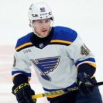 Přestupy NHL ONLINE: Trejd mezi Blues a Islanders, barvy mění obránce