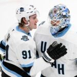 Přestupy NHL ONLINE: Utah jedná s Vejmelkou o nové smlouvě