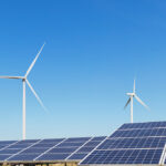 Instalovaný výkon větrných a solárních elektráren překonal v Číně kapacitu tepelných elektráren