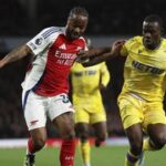 Liverpool je bod od titulu v Anglii, Arsenal doma jen remizoval s Crystal Palace