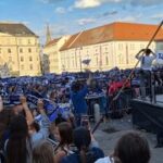 Oslavy titulu Komety ONLINE: Euforie na náměstí, gratulace premiéra