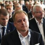 Fotbalové volby ONLINE: Trunda novým předsedou, zvolení byli i Pešír a Grygera