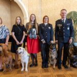 Ocenění za záchranu života získali dva policejní, vyhledávací i asistenční pes