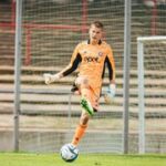 Fotbalové přestupy ONLINE: Ajax se zajímá o brankáře Sparty, dělal by dvojku Jarošovi
