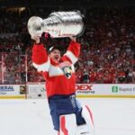 Přestupy NHL ONLINE: Florida získala brankáře z Columbusu, Vaněček skončí