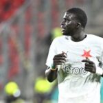 Fotbalové přestupy ONLINE: Diouf by mohl zůstat v Edenu, Slavia řeší Klimenta