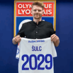 Šulc podepsal v Lyonu