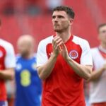 MS ve fotbale ONLINE: Robertson přečetl dojemný dopis od manželky zesnulého Joty