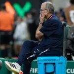 MS ve fotbale ONLINE: Sebekritický trenér Uruguaye