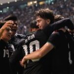 MS ve fotbale ONLINE: zkušený veterán i mladičký talent (17)