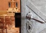 Nové schody, nová střecha, stará záhada. Nikdo neví, proč románský kostel vznikl ve 12