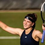 ONLINE: Muchová před Wimbledonem hraje finále v Německu, kvůli horku se začalo dřív