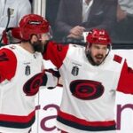 ONLINE: Vegas - Carolina. Hurricanes jsou krok od Stanley Cupu, vynutí si Hertl a spol. sedmý zápas? ONLINE: Vegas - Carolina. Hurricanes jsou krok od Stanley Cupu, vynutí si Hertl a spol