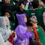 FIFA kvůli bouřce v Mexiku hlásila: Rušíme hydratační pauzy! Pak potichu názor změnila