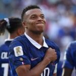 Francie - Švédsko 3:0. Mbappého show! Dvěma góly překonal Kloseho a dál stíhá Messiho Francie - Švédsko 3:0