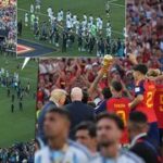 Hanebné gesto, zuří Španělé. Argentinci jim ukázali záda, Otamendi se mstil za článek Hanebné gesto, zuří Španělé