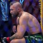 Hořký návrat do UFC, McGregor se zranil v první sekundě