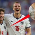 MS ve fotbale ONLINE: Angličan hraje jen s devíti prsty. Děsivě si ho utrhl, když...