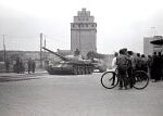 Jel tank, ‚kuda na Pragu?‘ Poslali jsme ho do Starého města, vzpomíná fotograf na srpen 1968 ve Znojmě