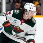 Točí se miliardy! Hughes v NHL vyhrál závod o balík, Wild v šachu: Hodně jsme obětovali