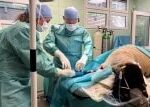 Kostní lepidlo vědců z Brna slepí i tříštivé zlomeniny