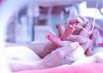 Lékaři v Motole hledají nejlepší nastavení dávkovačů kyslíku u předčasně narozených dětí