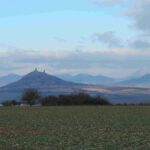 Vychází kniha Geologie Českého středohoří o magické krajině kuželovitých a kupovitých vrchů