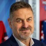 Bříza o zákulisí voleb IIHF. Odevzdané telefony, doprovod na záchod