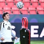 Český kouč proti kamarádům: Je to bláznovství, ale proč bychom nemohli porazit Španělsko?