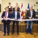 Dalkovice uvedly do provozu nově zrekonstruovaný kulturní dům, slavnost doprovodila dechovka