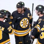 NHL ONLINE: Pastrňák se Zachou hrají na ledě Los Angeles