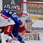 ONLINE: Kometa - Třinec 3:2