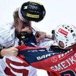 ONLINE: Pardubice - Sparta 6:4. Tvrdá bitka a gólová smršť