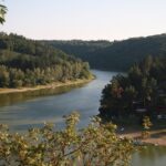 Sucho odkrylo zbytky starého Bítova pod hladinou Vranovské přehrady