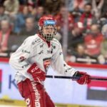 Třinec píše další výhru, Hradec vytáhl 15letého mladíka